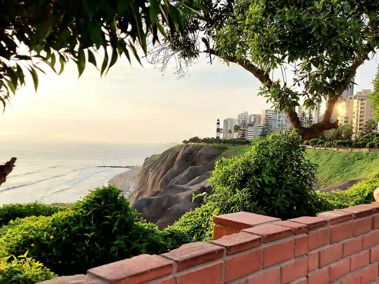 lugares cerca a nuestro departamento en venta en miraflores